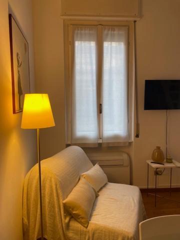 Two-room San Babila Appartement *