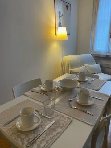 Two-room San Babila Appartement *